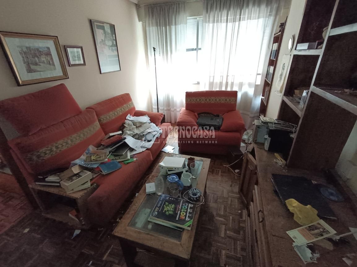 Living room of Flat for sale in Valladolid Capital