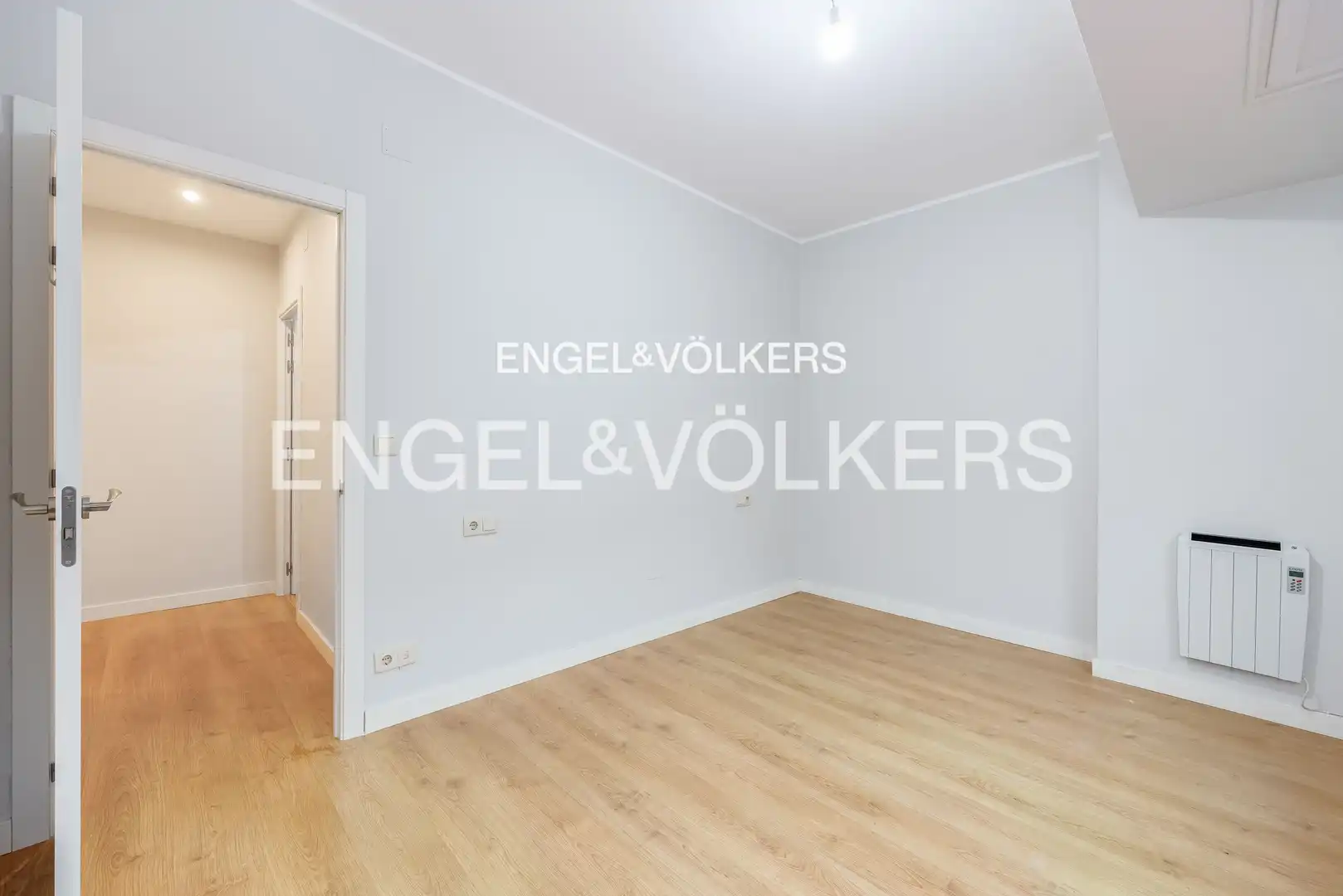 Piso en venta en Vigo  con Calefacción, Terraza y Balcón