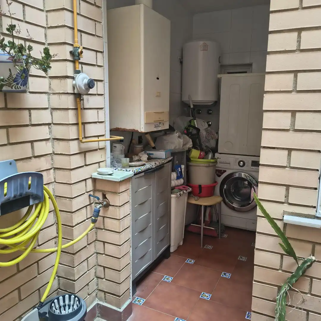 Cocina de Piso en venta en Linares con Terraza y Balcón