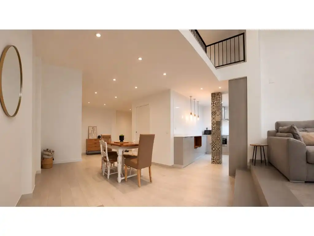 Flat for sale in Calle Infanta Doña Maria, imagen 2