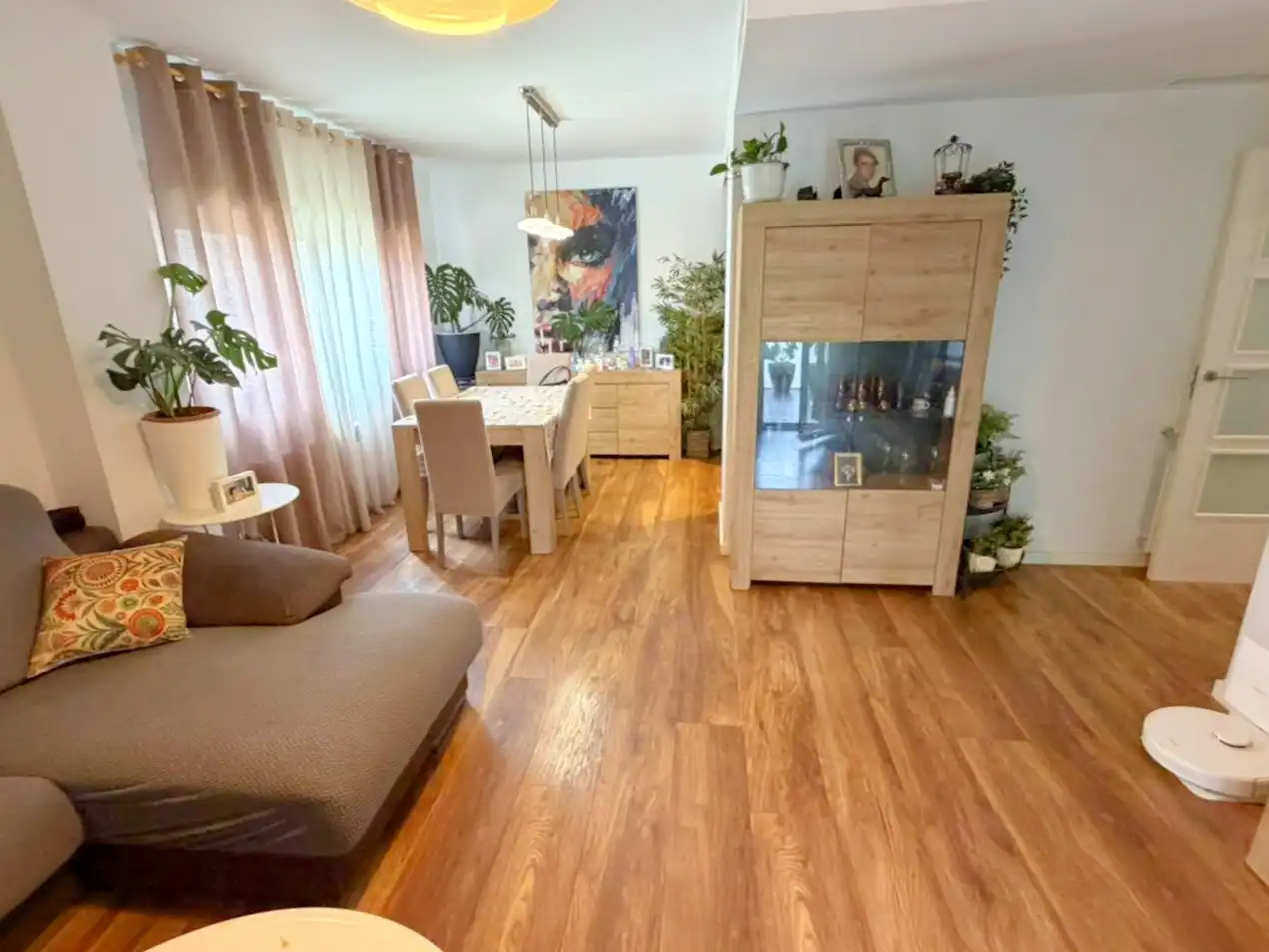 Living room of Flat for sale in El Prat de Llobregat  with Air Conditioner, Parquet flooring and Terrace