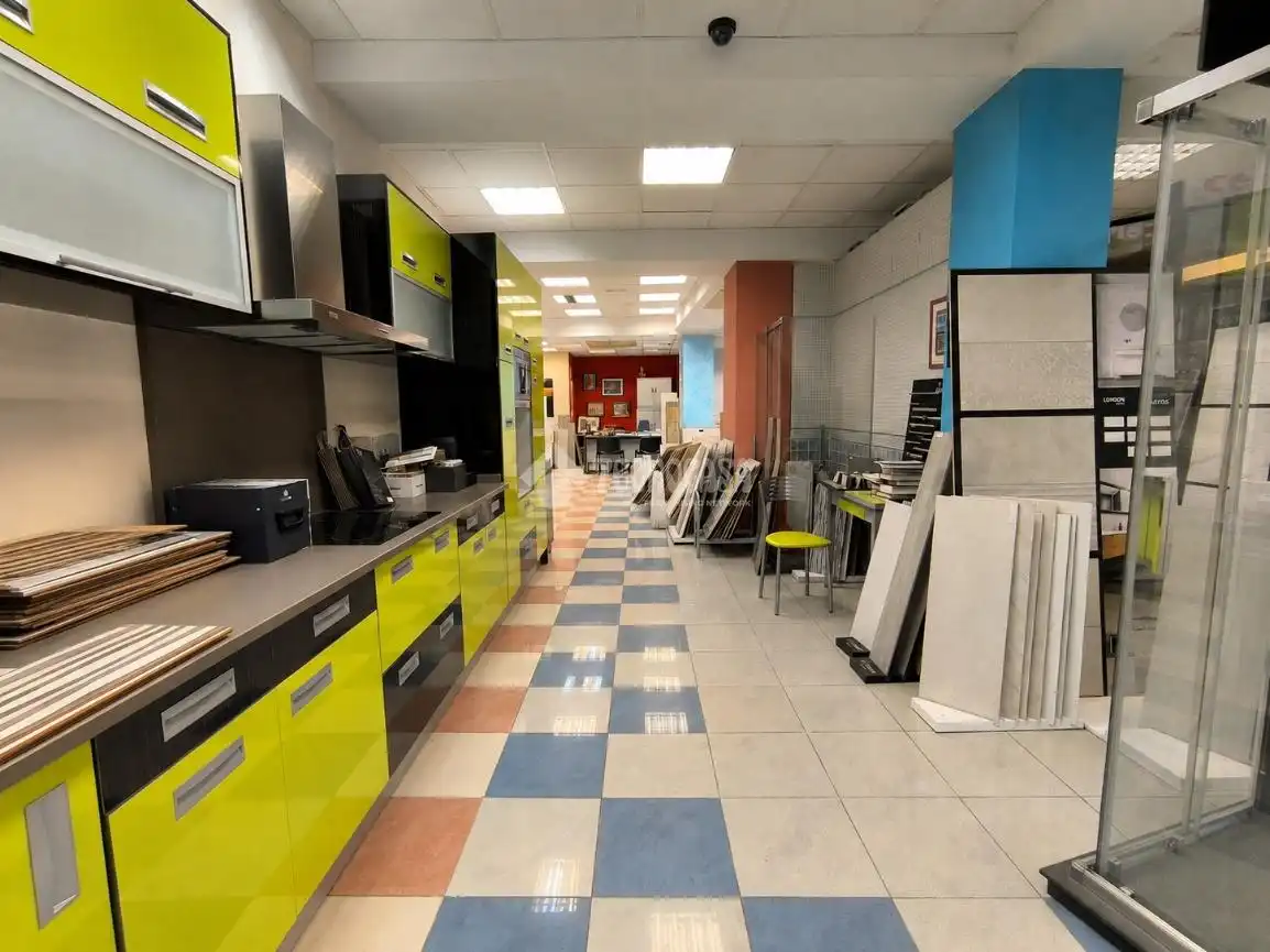 Local comercial en venta en Estación - Parque O'Donnell, imagen 2
