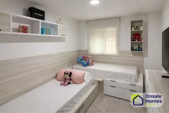 Piso en venta en Calle Juan XXIII, Divina Pastora
