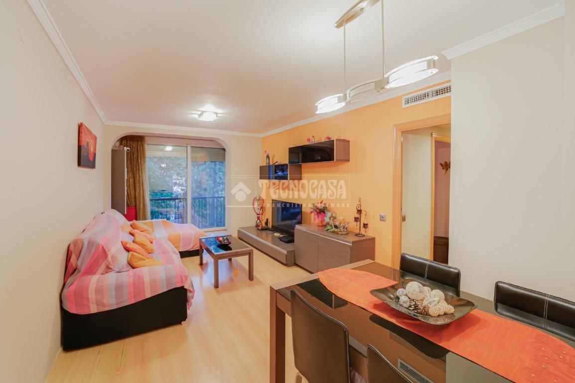 Living room of Flat for sale in Sant Feliu de Llobregat  with Air Conditioner and Heating
