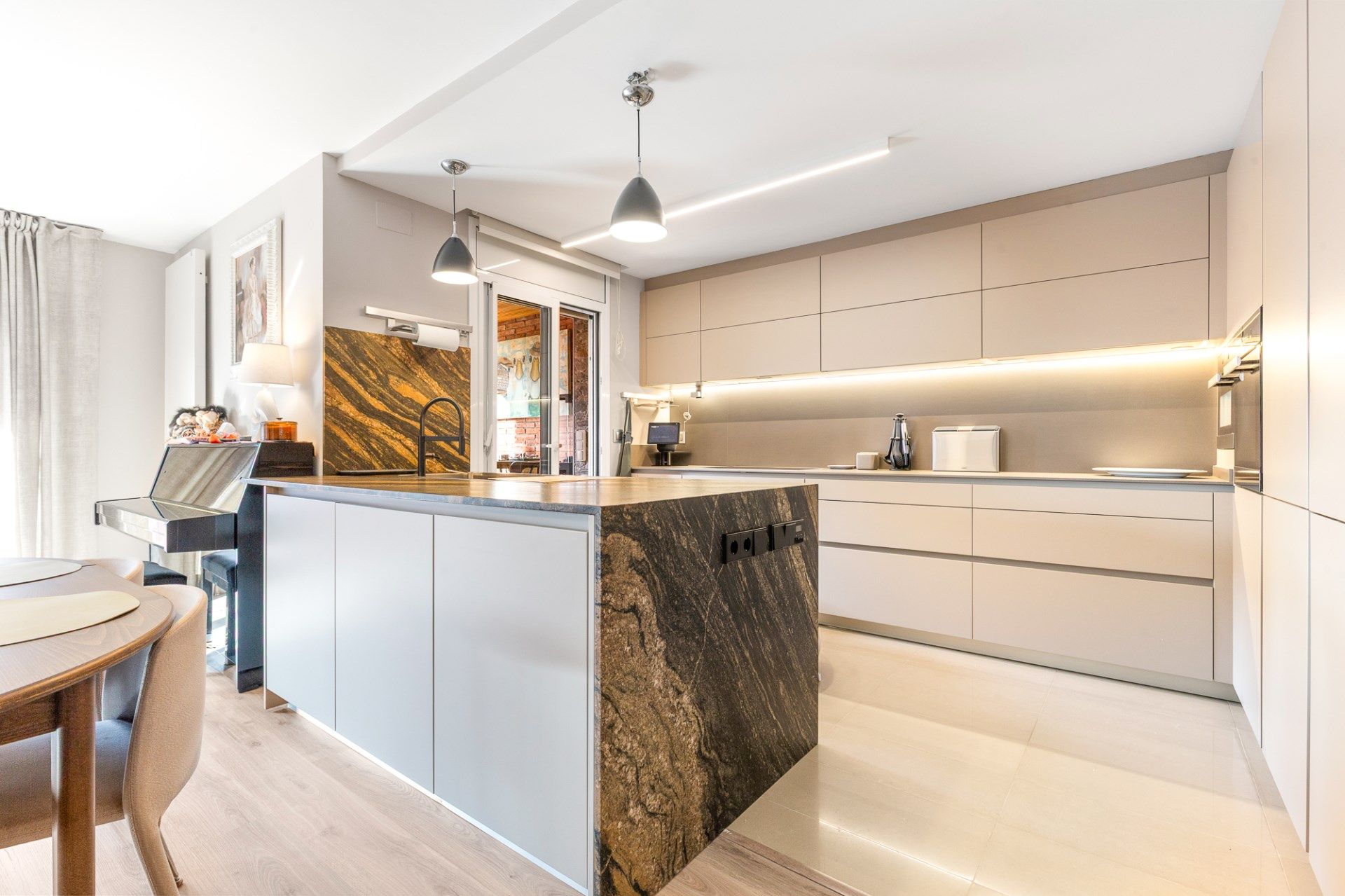 Kitchen of Country house for sale in Sant Cugat del Vallès  with Air Conditioner, Heating and Terrace