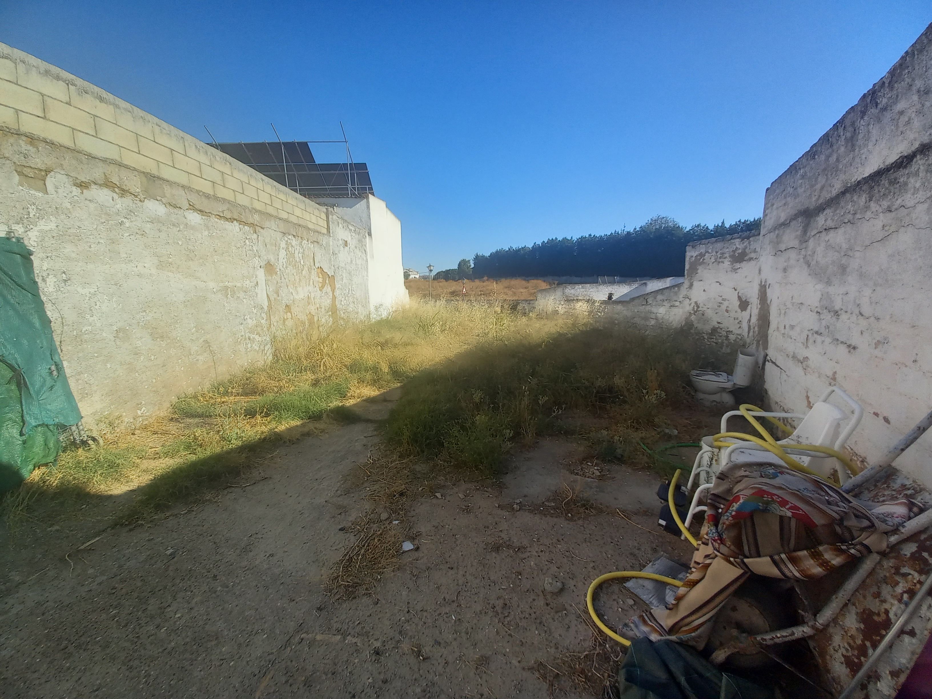 Casa adosada en venda en Villanueva del Ariscal amb Aire condicionat i Jardí privat
