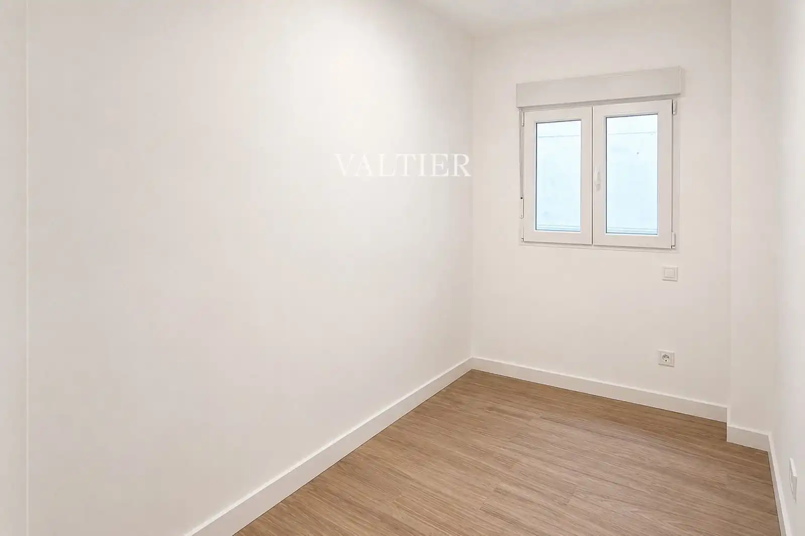 Schlafzimmer von Wohnung zur Miete in Madrid mit Terrasse