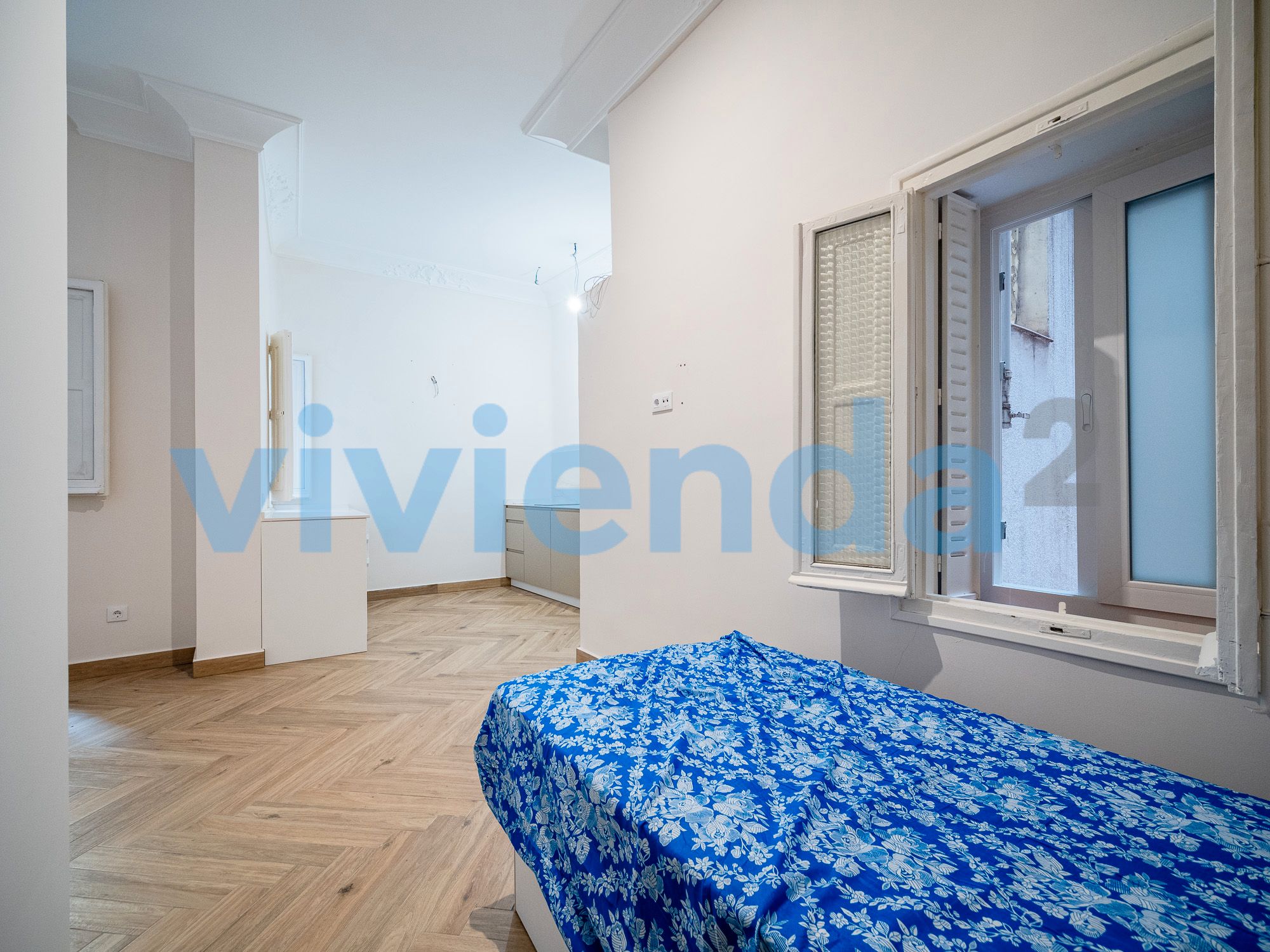 Bedroom of Flat for sale in  Madrid Capital  with Air Conditioner, Heating and Balcony