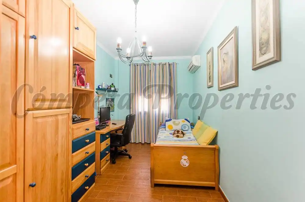 Casa amb terrassa en venda a Sayalonga, imagen 8