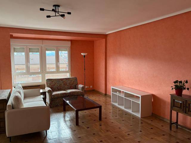 Piso en Alquiler en Llamaquique