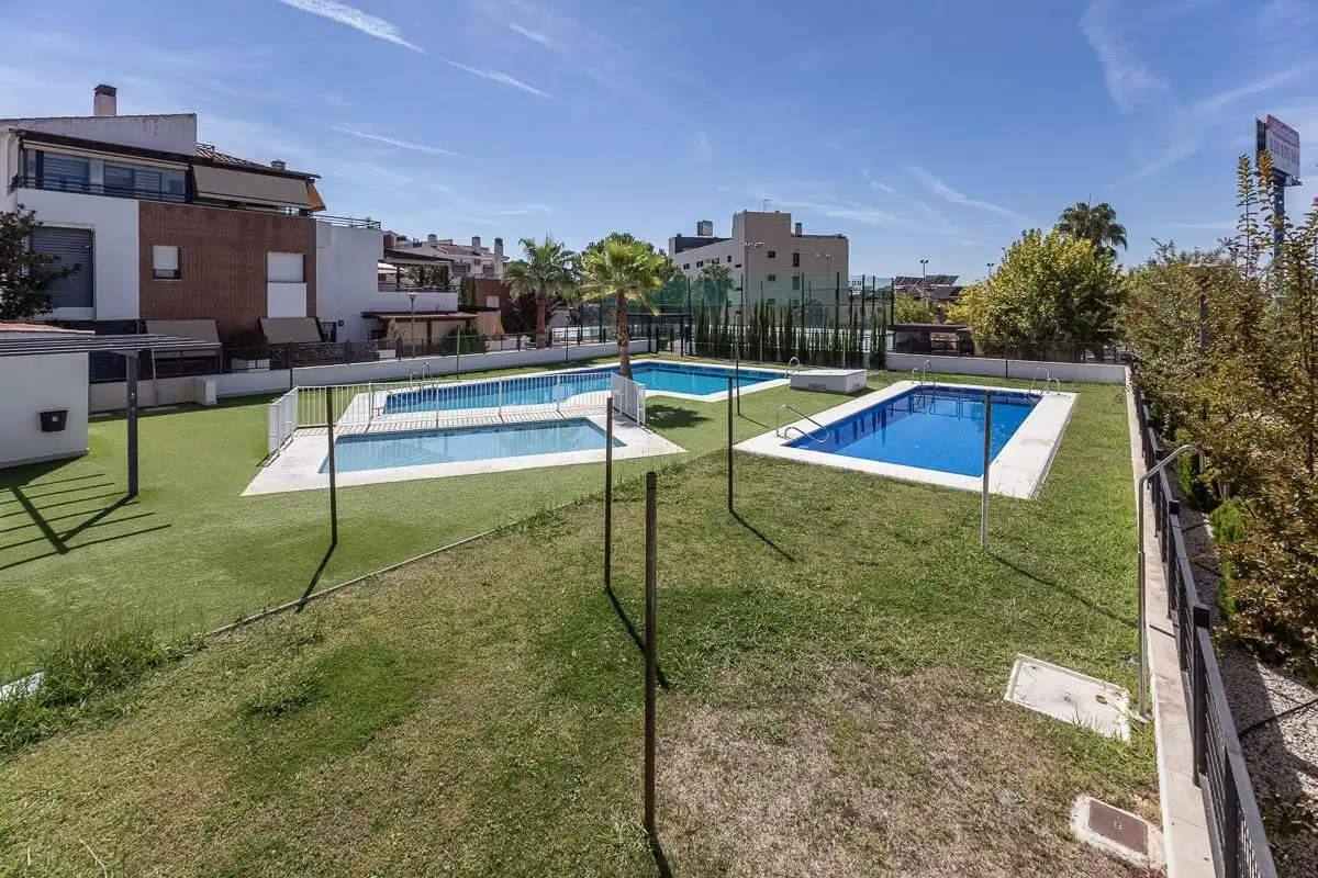 Piso con piscina en venta en Loma Verde, imagen 35