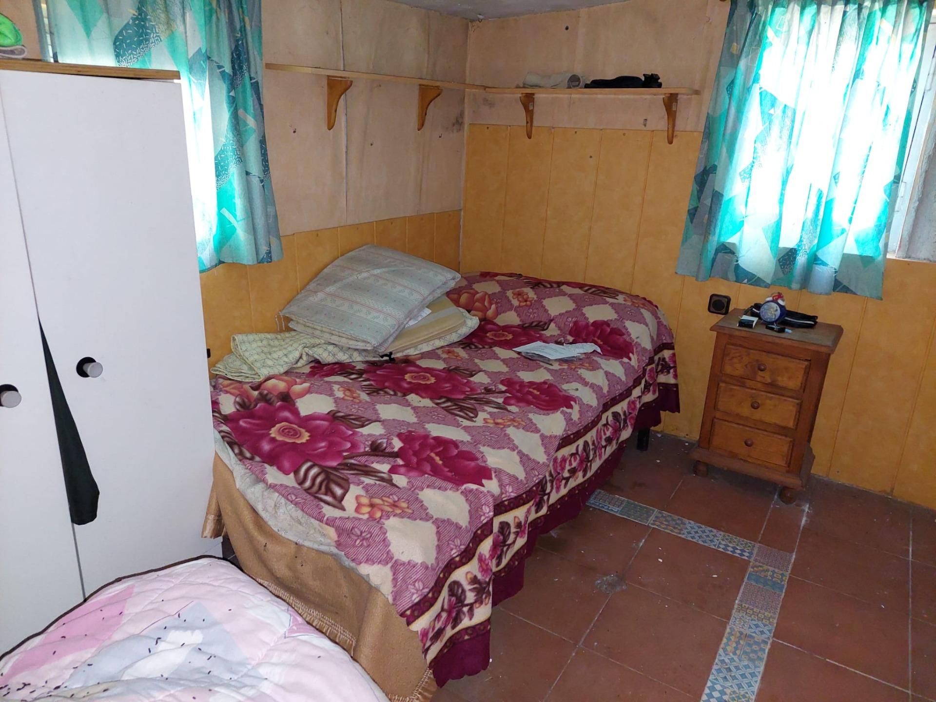 Dormitori de Casa o xalet en venda en Lozoyuela-Navas-Sieteiglesias amb Jardí privat