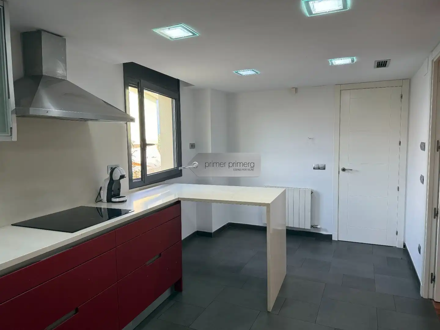 Cocina de Casa o chalet en venta en Vilobí d'Onyar con Aire acondicionado, Calefacción y Jardín privado