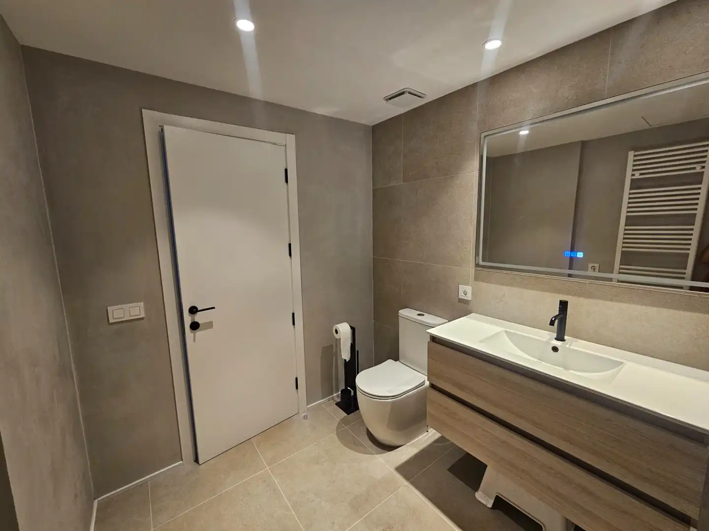 Baño de Piso en venta en  Palma de Mallorca con Aire acondicionado, Parquet y Trastero