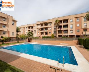 Swimming pool of Flat for sale in  Granada Capital  with Air Conditioner, Heating and Terrace
