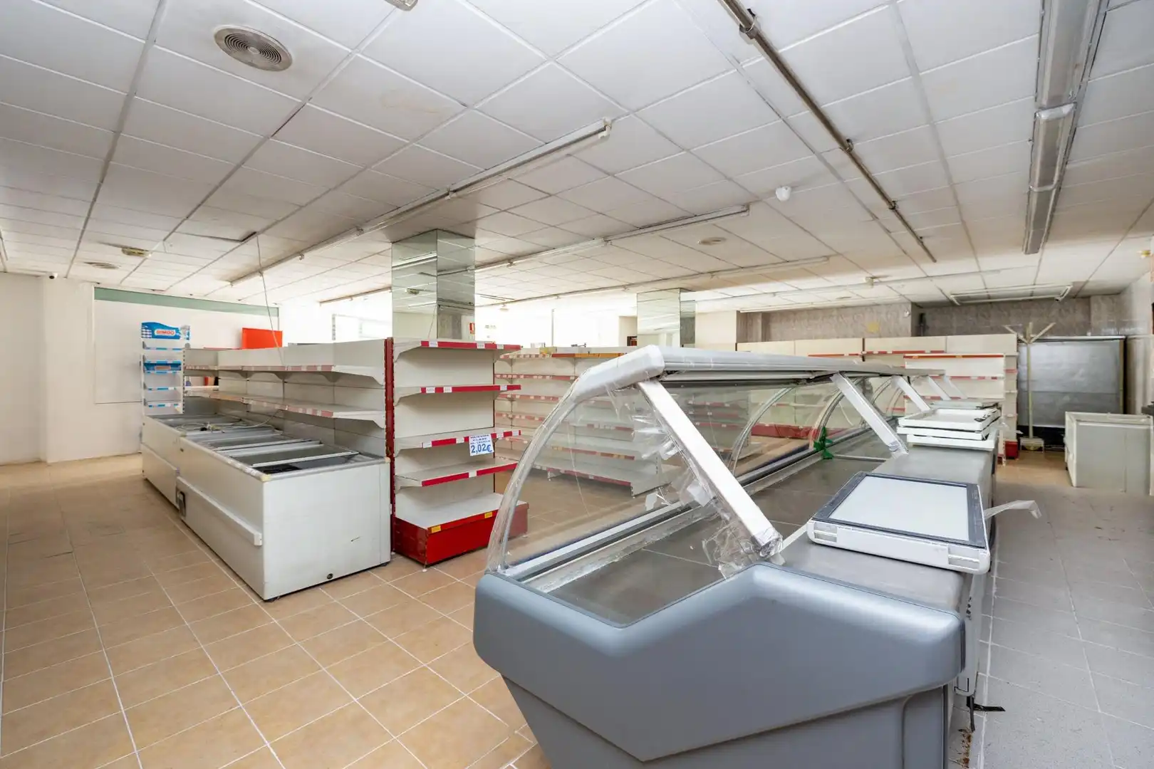 Locale commerciale in vendita a Gójar, imagen 11