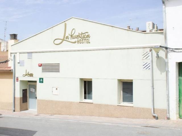 Local comercial en Venta en Calle las Salinas, 19 en Valtierra