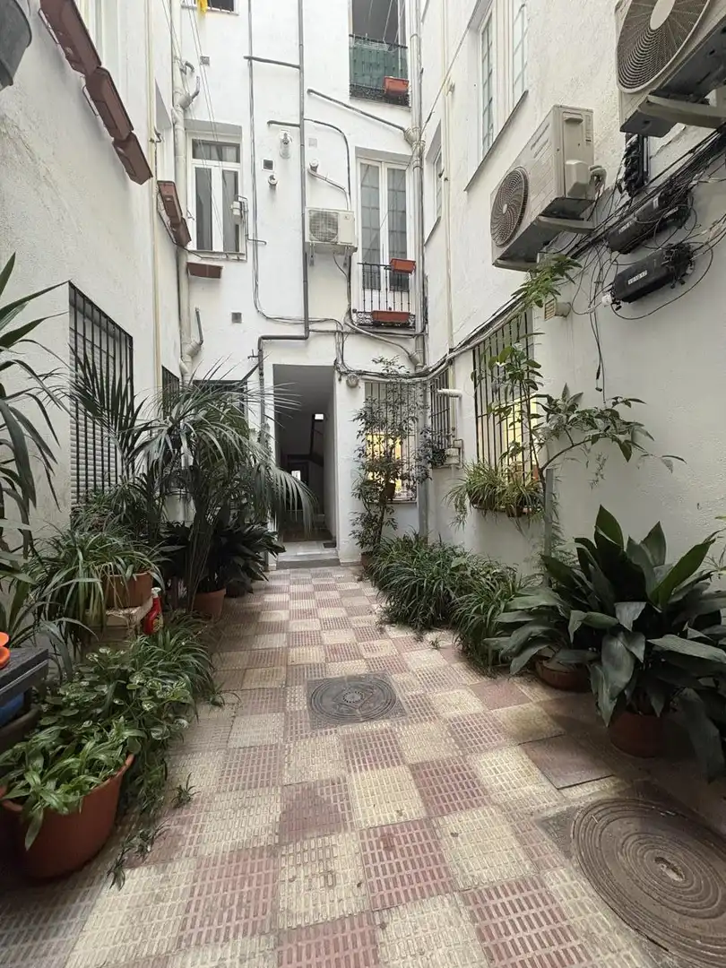 Rez-de-chaussée à louer à Calle del Amor de Dios, imagen 5