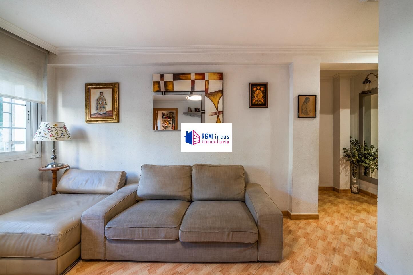 Living room of Flat for sale in  Sevilla Capital  with Air Conditioner