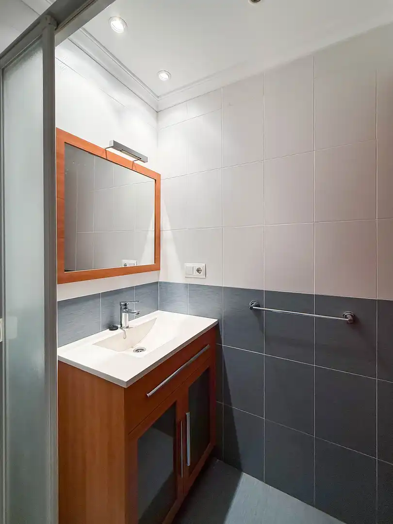 Baño de Piso en venta en Valencia con Balcón