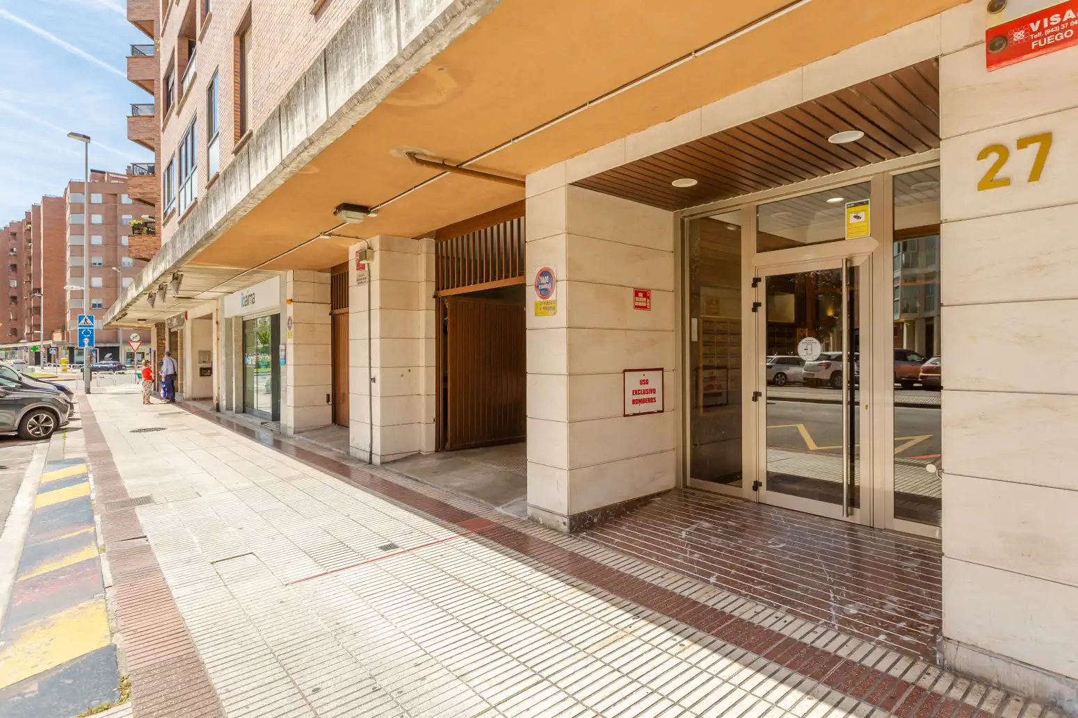 Vista exterior de Piso en venta en  Pamplona / Iruña con Parquet, Terraza y Trastero