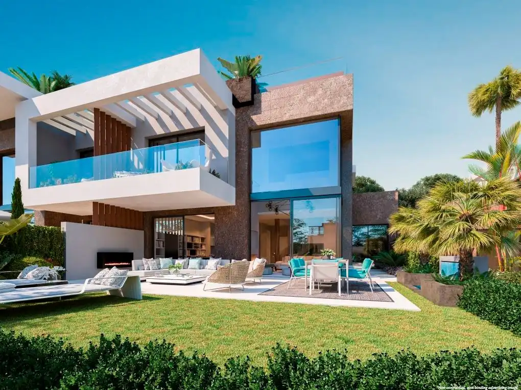 Chalet con piscina en venta en Milla de Oro, imagen 3