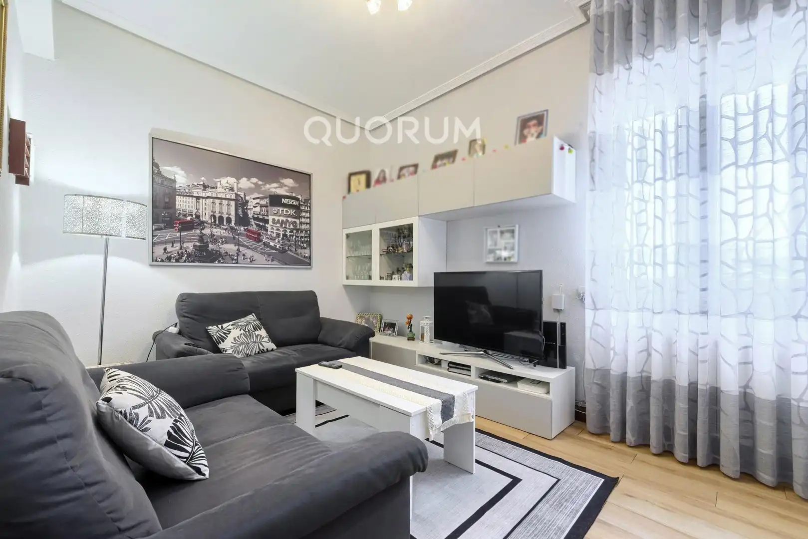 Living room of Flat for sale in Barakaldo   with Heating and Furnished