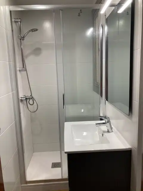 Baño de Piso en venta en Badalona con Aire acondicionado, Calefacción y Terraza