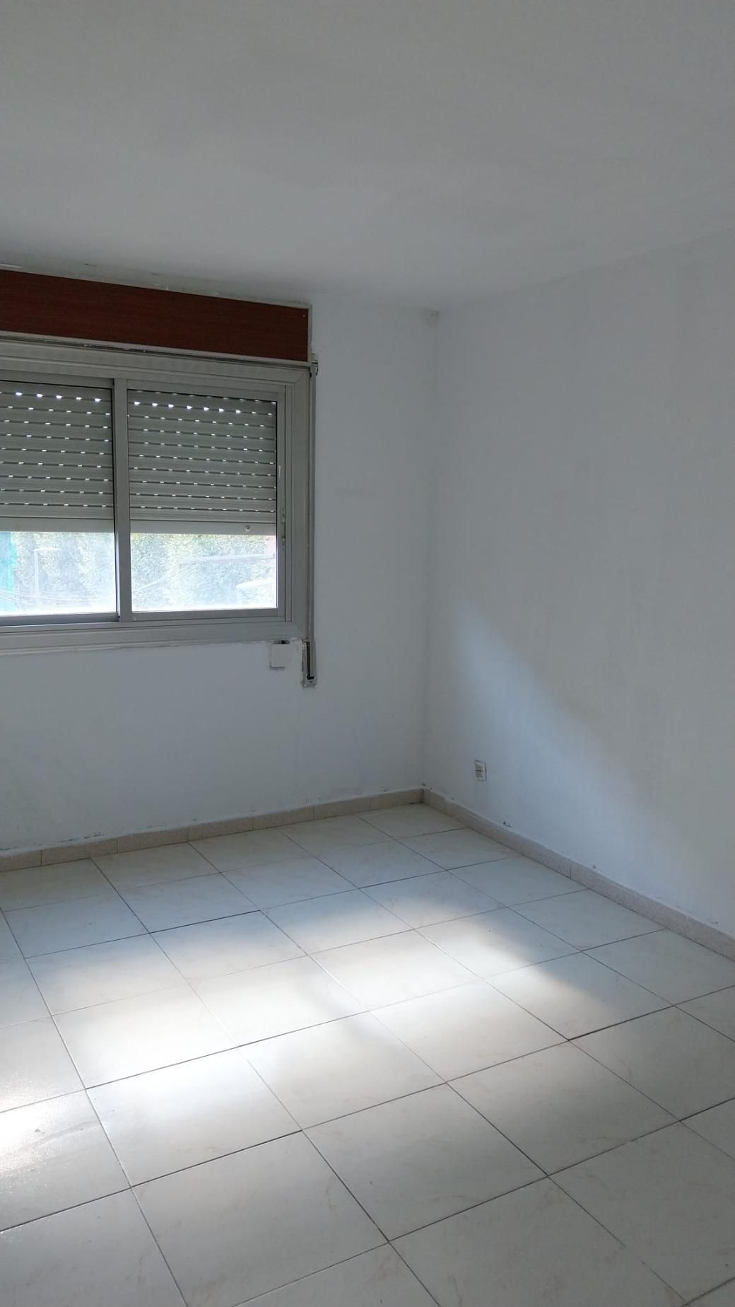 Dormitori de Pis en venda en Santa Perpètua de Mogoda amb Terrassa