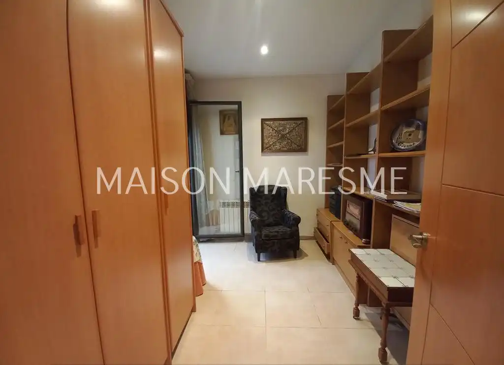 Piso en venta en Arenys de Mar con Calefacción y Horno
