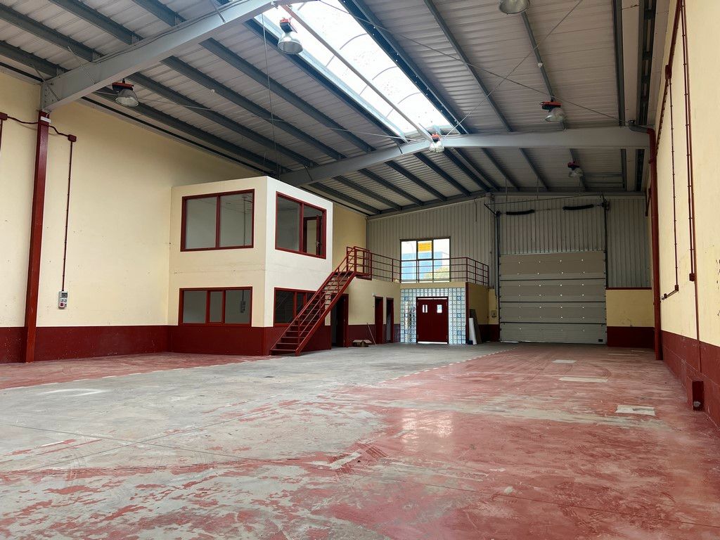 Nau industrial en venda en Lugo Capital amb Alarma
