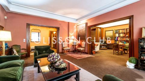 Photo 2 of Flat for sale in Almagro, Madrid