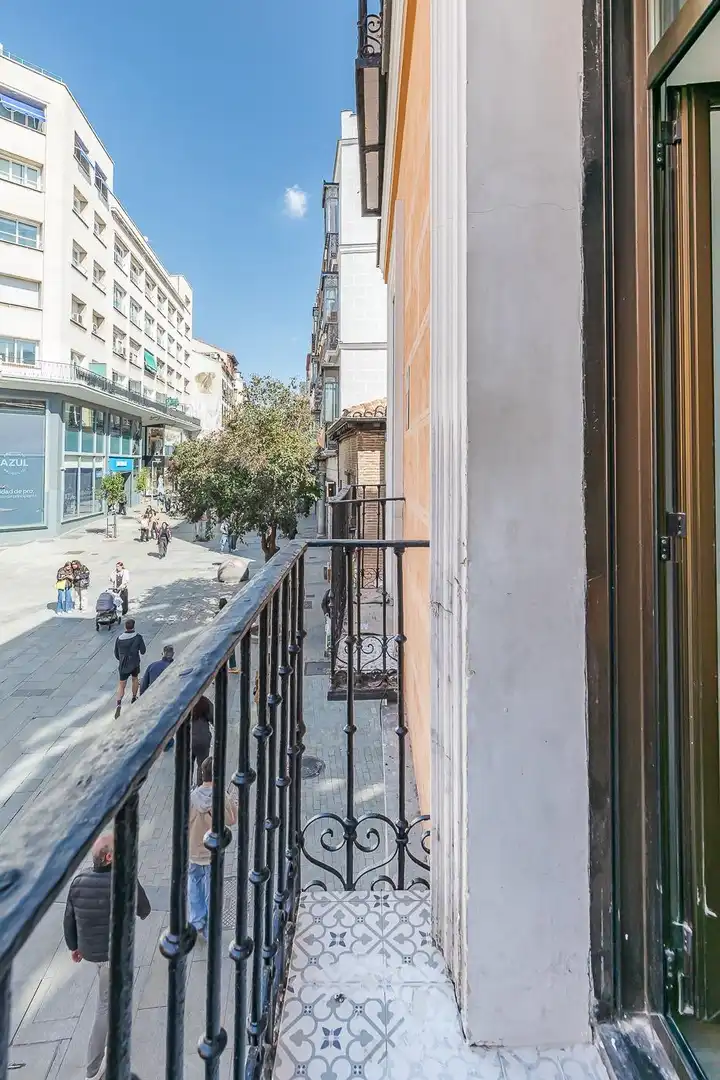 Terraza de Apartamento de alquiler en Madrid con Aire acondicionado, Calefacción y Amueblado