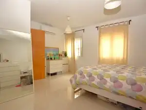 Bedroom of Buildings for sale in Sevilla