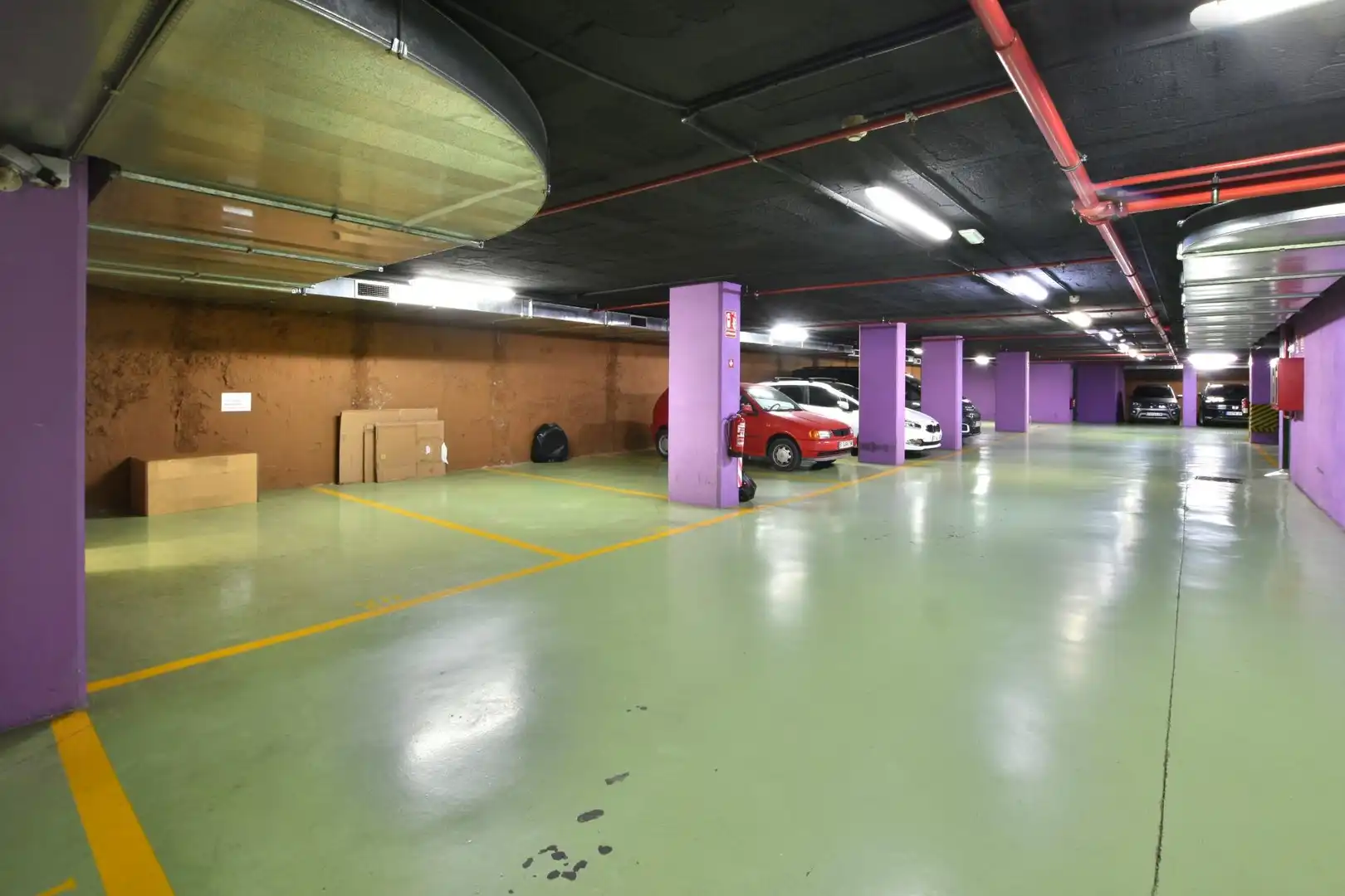 Parking de Piso en venta en Barcelona con Parquet, Terraza y Balcón