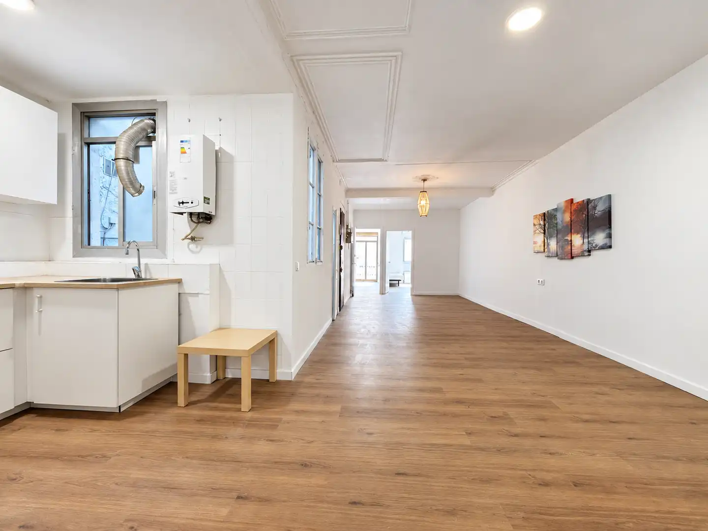 Flat with terrace for sale in Carrer Nou de la Rambla, imagen 5