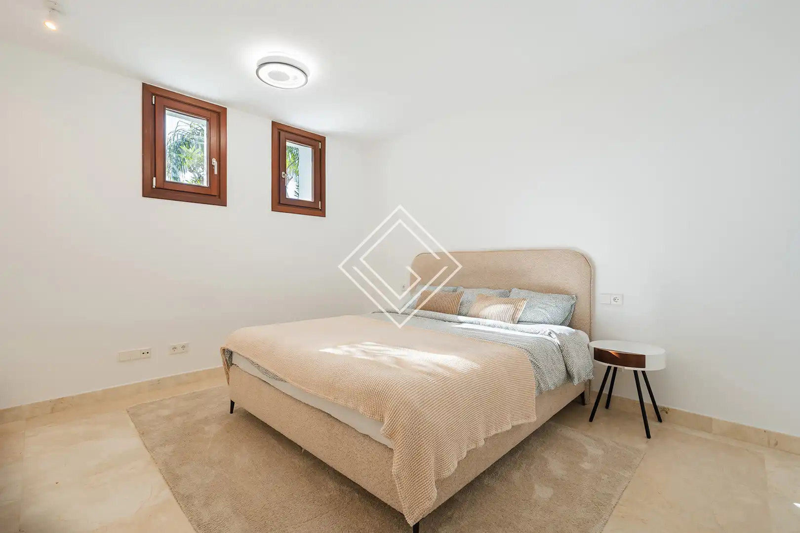 Chalet con piscina en venta en Milla de Oro, imagen 26