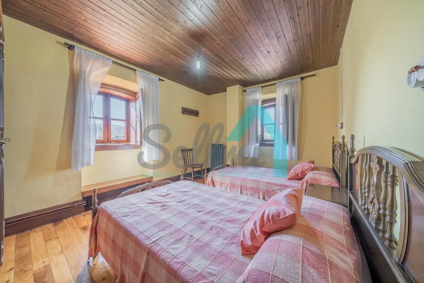 Bedroom of Houses for sale in Pravia  with Heating, Private garden and Parquet flooring