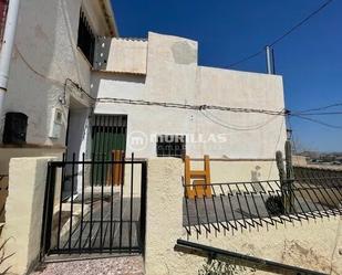 Vista exterior de Casa o xalet en venda en Mula amb Terrassa i Balcó