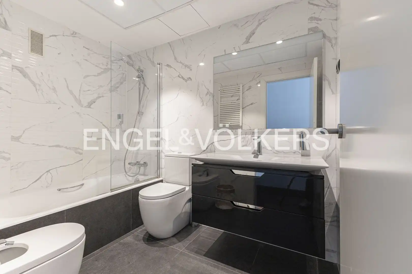 Flat with terrace for sale in Sant Martí, imagen 13