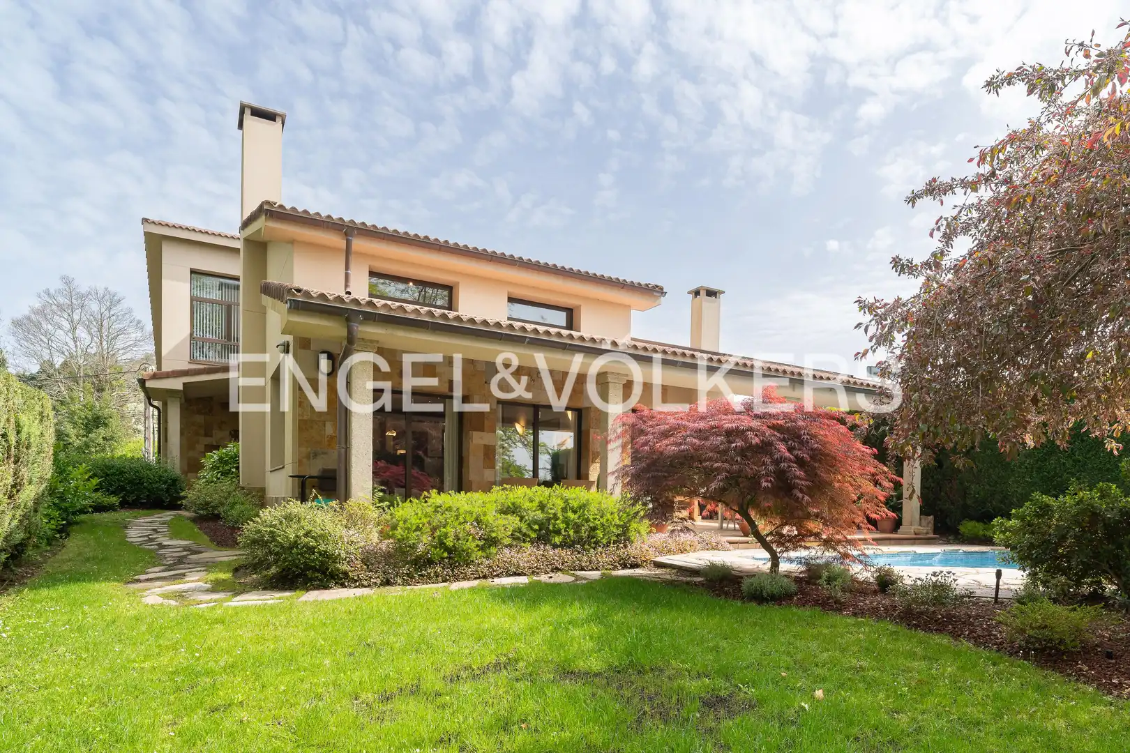 Vista exterior de Casa o chalet en venta en Oleiros con Calefacción, Jardín privado y Terraza