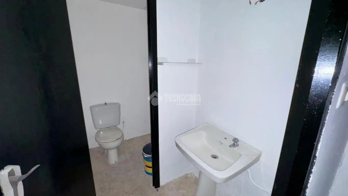 Business premises for sale in Sur, imagen 9