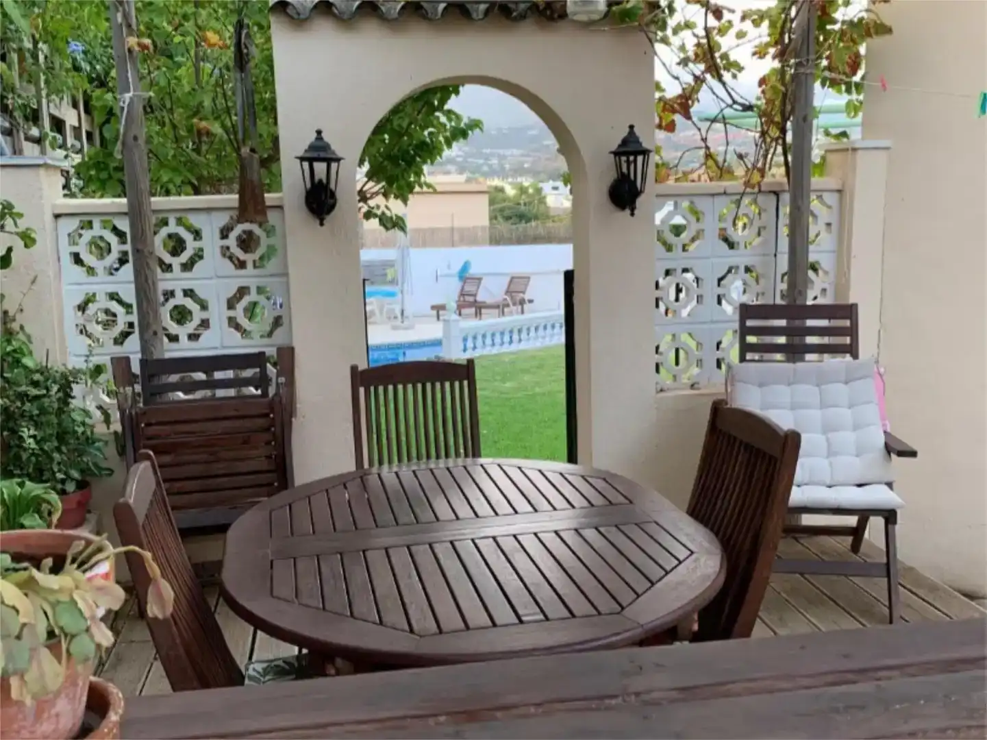 Terrassa de Casa o xalet en venda en Marbella amb Aire condicionat, Piscina i Balcó