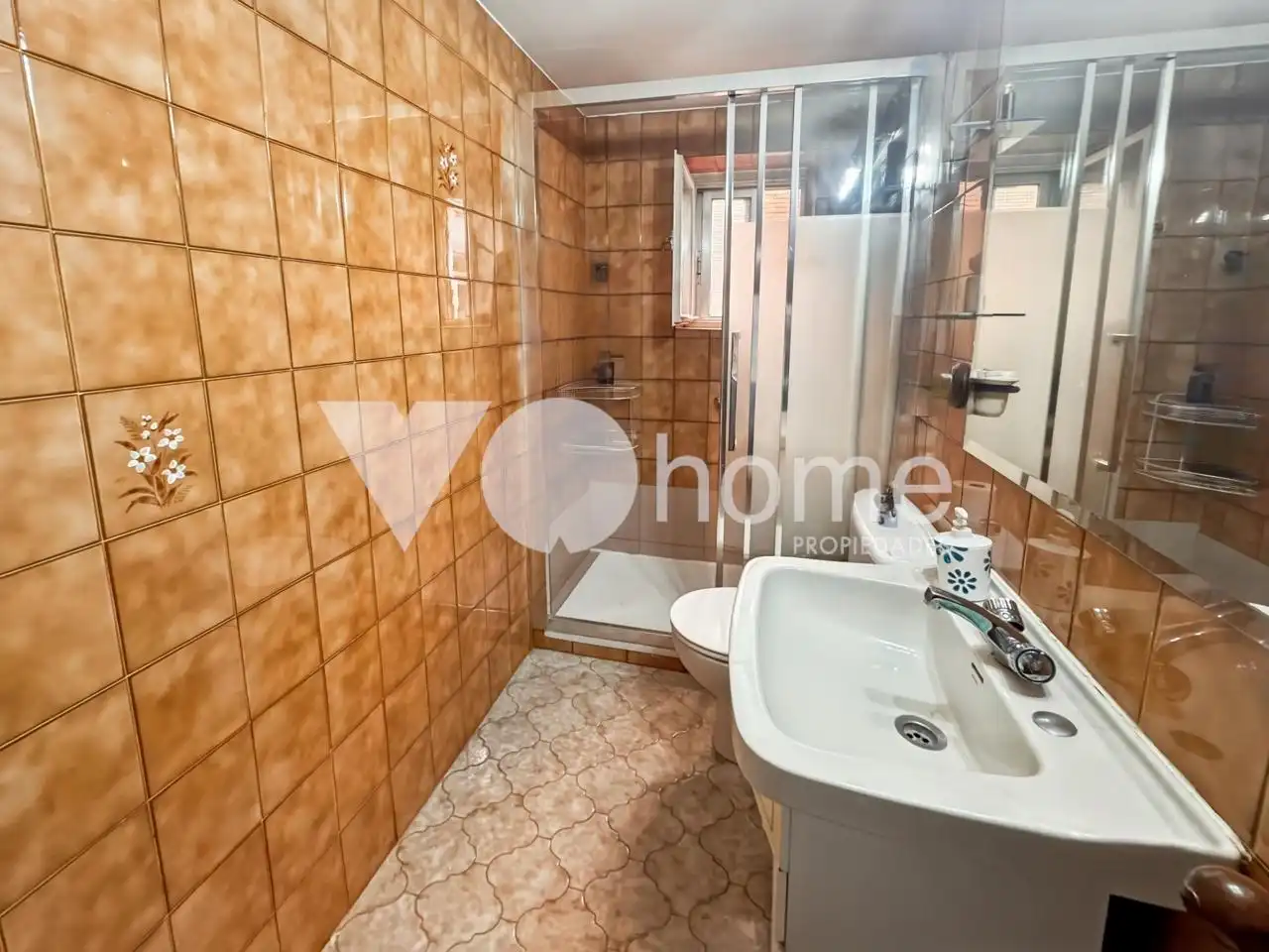 Badezimmer von Wohnung zum Verkauf in Madrid mit Heizung und Terrasse