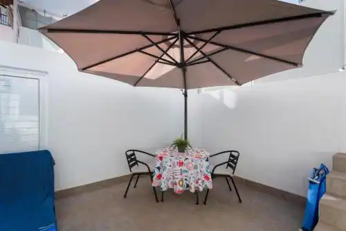 Terrasse von Wohnungen zur Miete in San Bartolomé de Tirajana mit Klimaanlage, Heizung und Terrasse