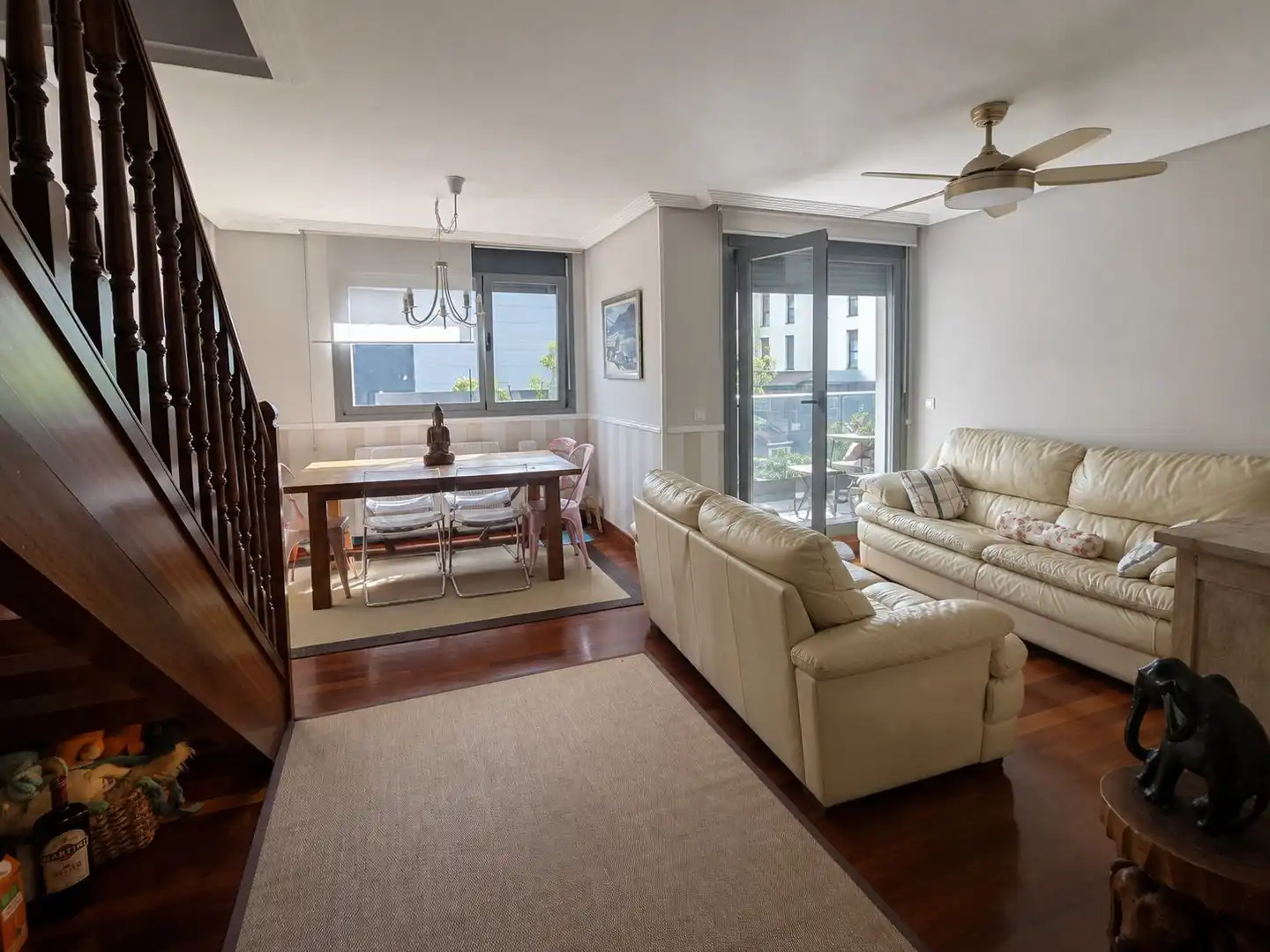 Sala de estar de Piso en venta en Urduliz con Calefacción, Terraza y Trastero