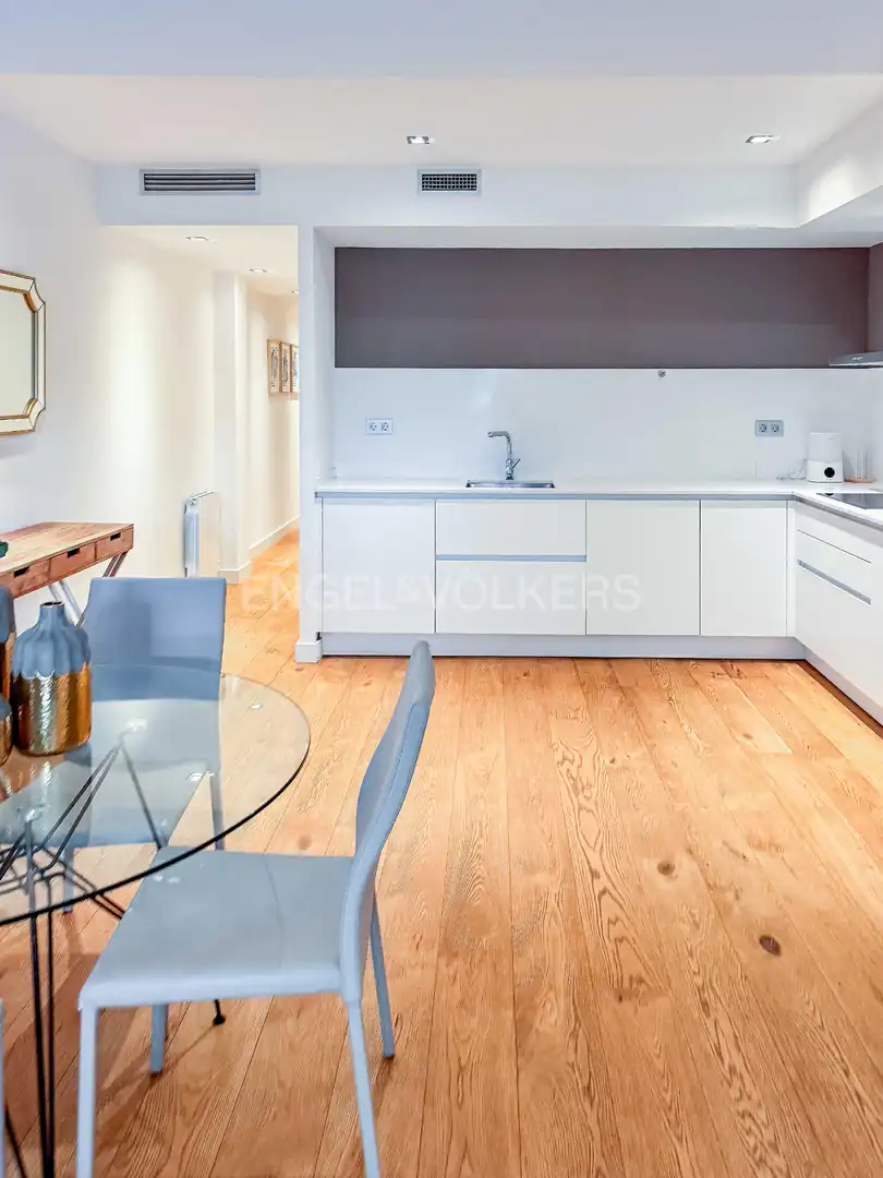 Cocina de Piso de alquiler en Barcelona con Aire acondicionado, Calefacción y Parquet