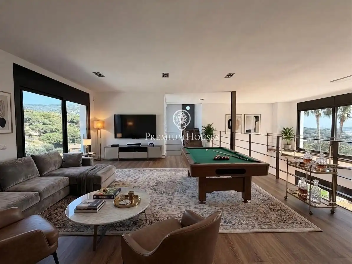 Living room of Houses for sale in Sant Andreu de Llavaneres  with Heating, Private garden and Parquet flooring