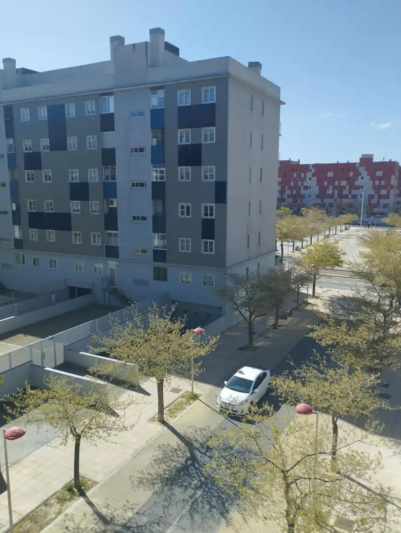 Vista exterior de Pis en venda en Zaragoza amb Parquet