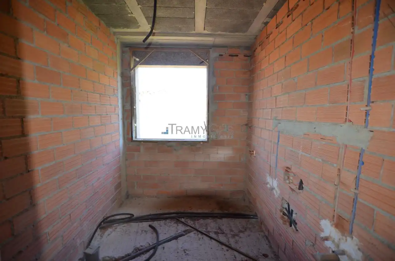 Casa o xalet en venda en Redondela amb Jardí privat, Terrassa i Traster